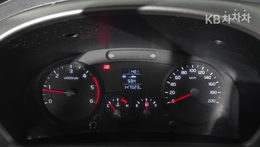 Киа Бонго 3 (лек)1.2Тон Удължено междуосие 표준캡 CRDi Престиж - 9