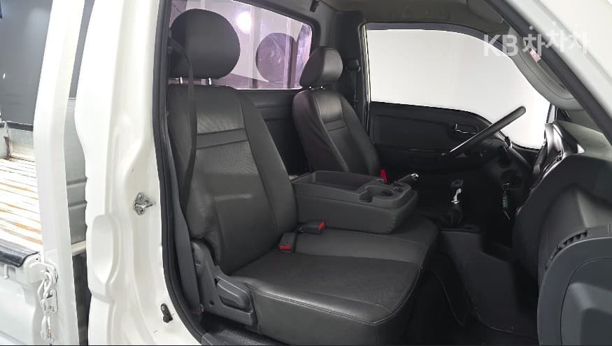 Киа Бонго 3 (лек)1.2Тон Удължено междуосие 표준캡 CRDi Престиж - 11