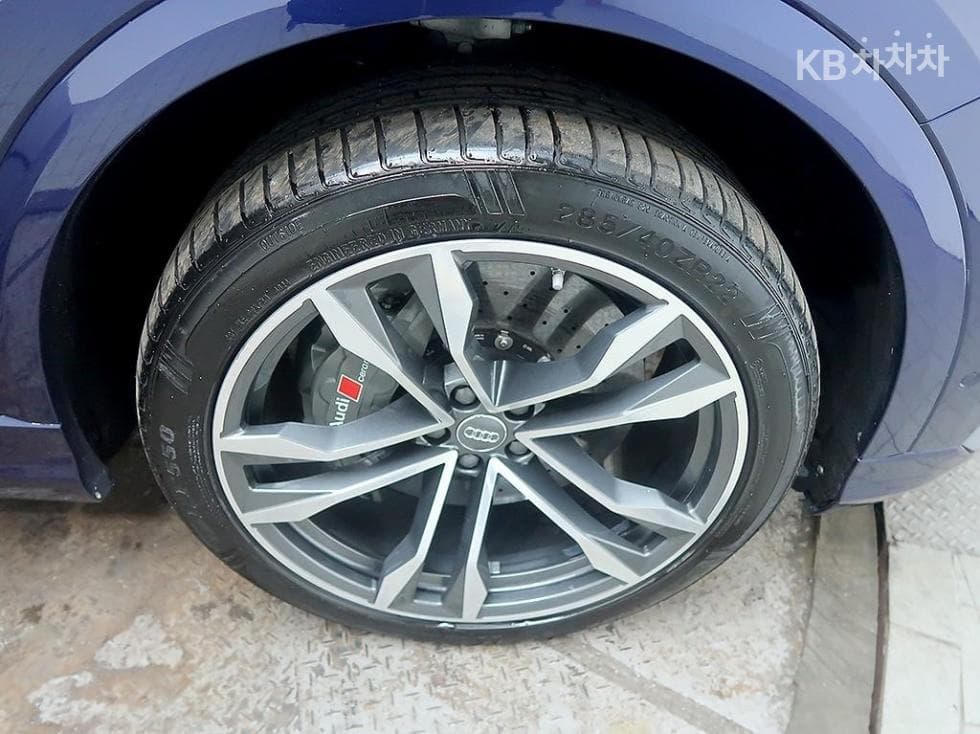 Ауди SQ8Турбо Дизел Инжекция - 8