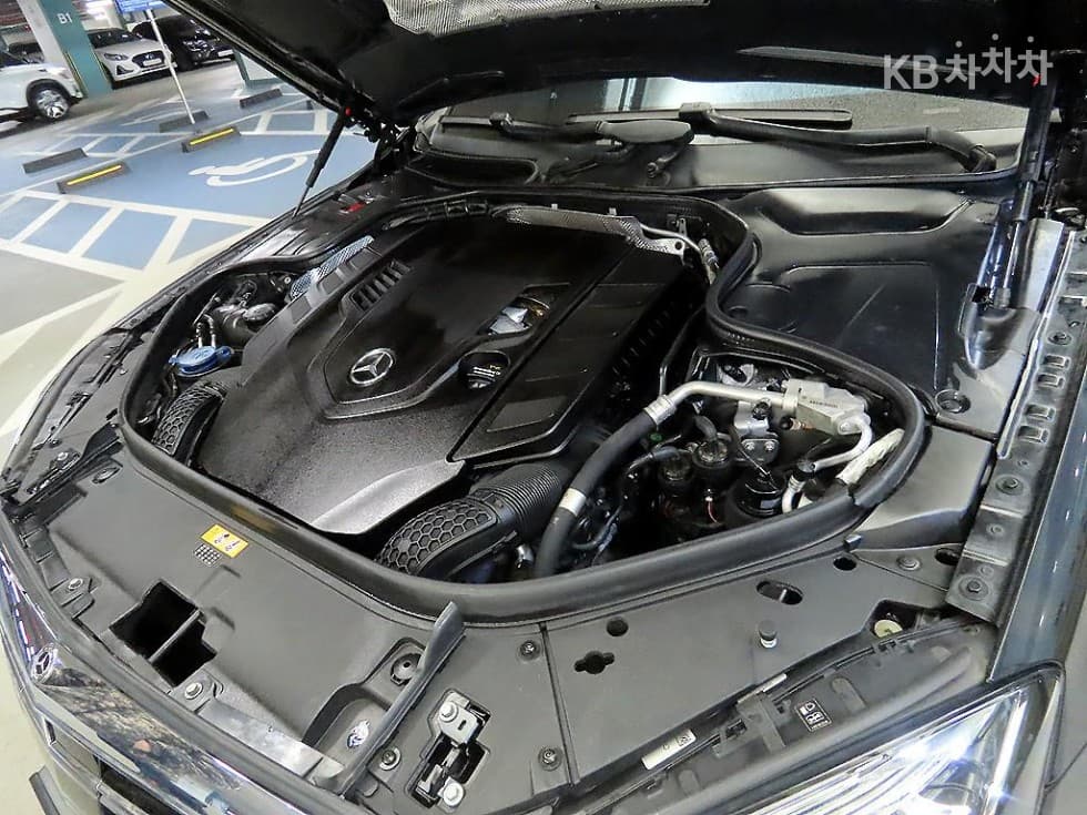Mercedes-Benz New S-ClassS560L 4MATIC - 19