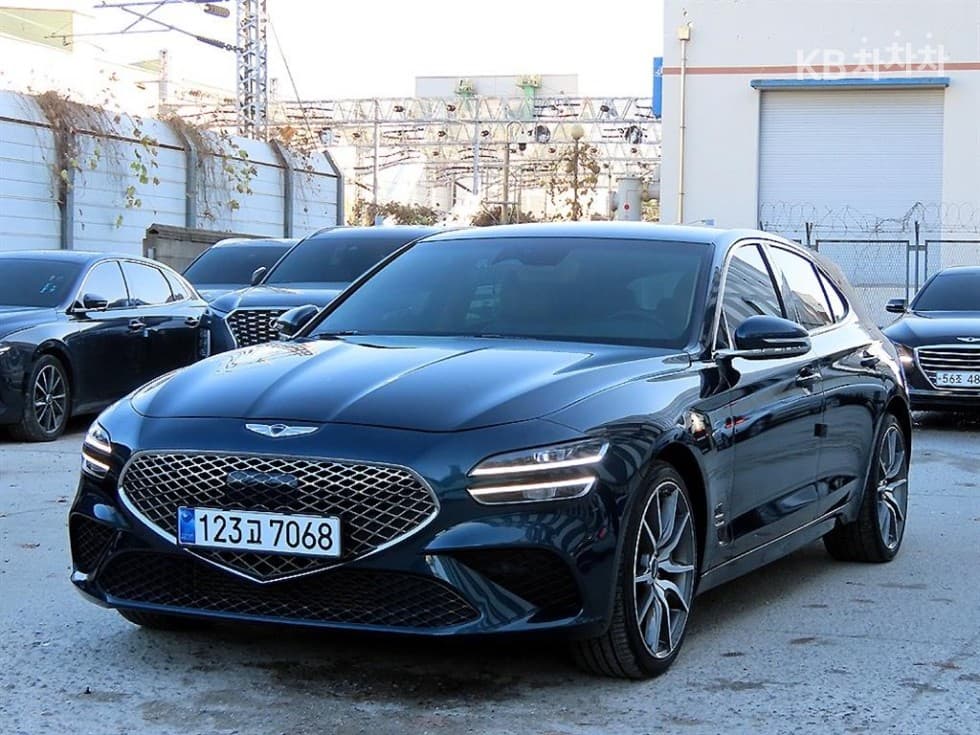 Дженезис G70 슈팅브Рей (ван)크 2.0T Premium - Image 1