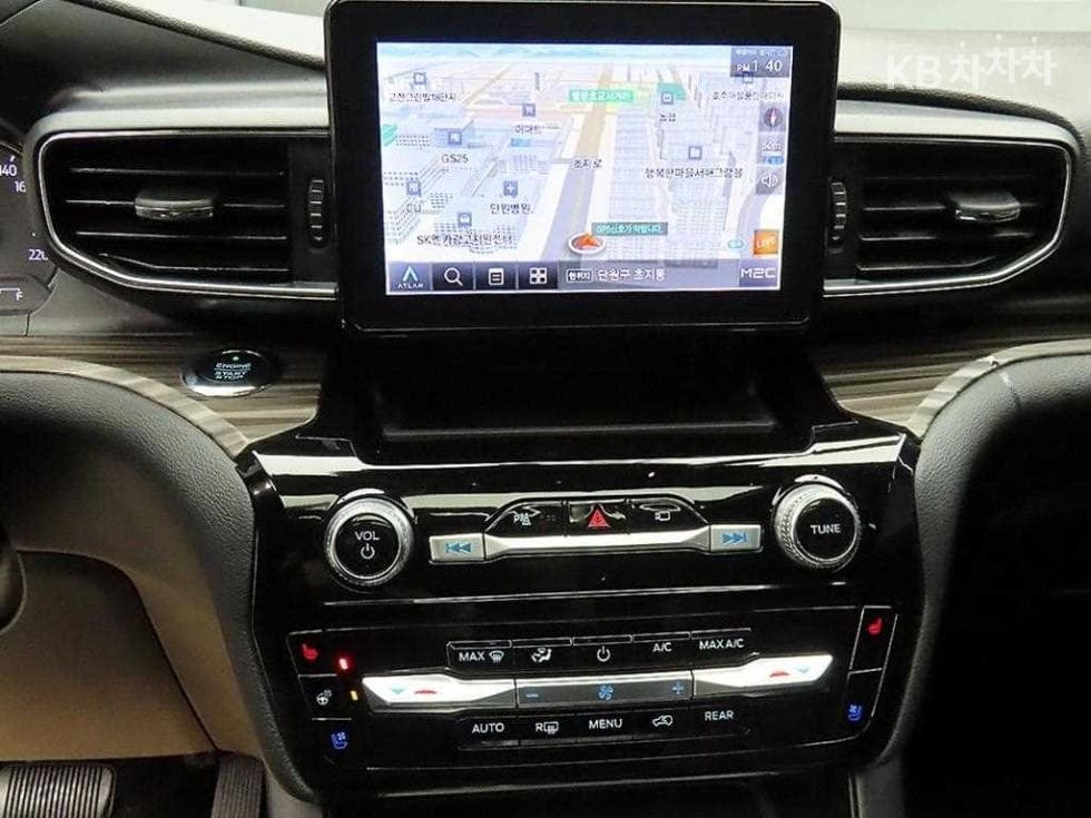 Форд Експлорер(6세대)Бензин Турбо 2.3 AWD Limited - 12