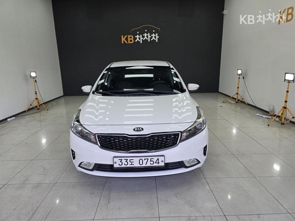 Киа The New (фейслифт) K3 1.6 Бензин Тренди Стандартен - Image 1