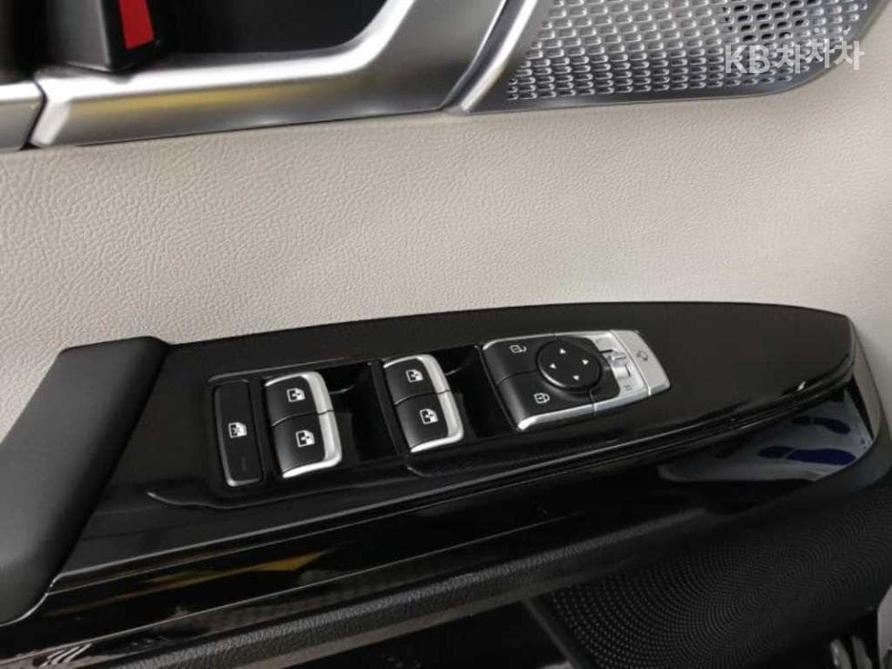 Киа Mohave 더마스터3.0 Дизел 4x4 플래티넘 - 9