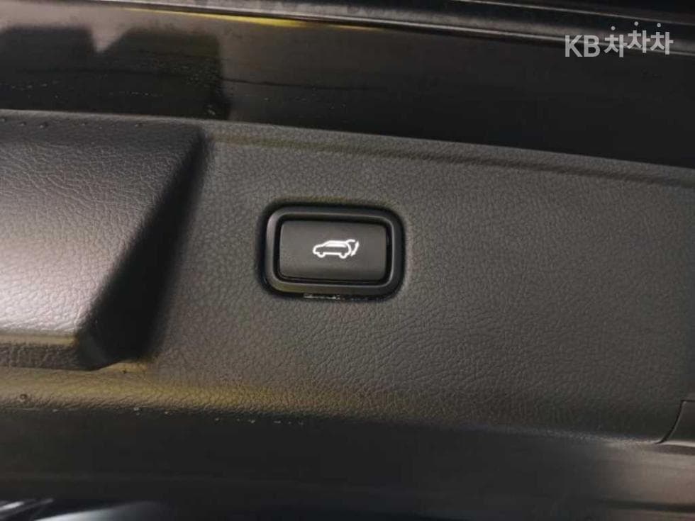 Киа Mohave 더마스터3.0 Дизел 4x4 플래티넘 - 17