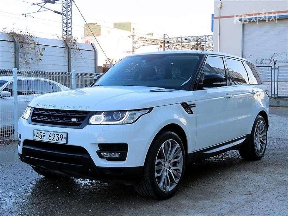 Land Rover Нов Рендж Ровер Спорт 3.0 SDV6 HSE Динамик(2014+ model year refresh) - Image 1