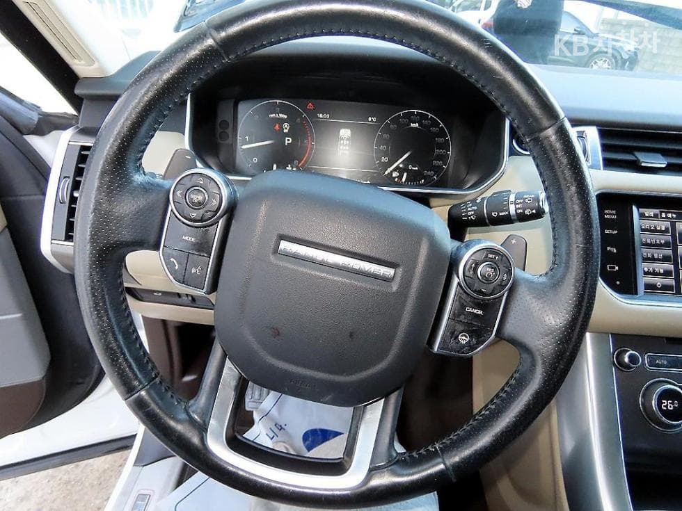 Land Rover New Range Rover Sport3.0 SDV6 HSE Dynamic - 8