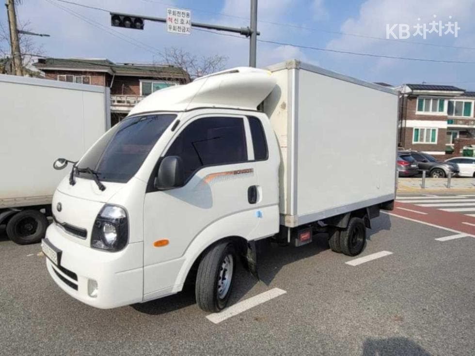 Kia Bongo 3 (light truck)1 Ton 냉동Top (Cargo)차 Extra Long Plus형 King Cab Deluxe - 3