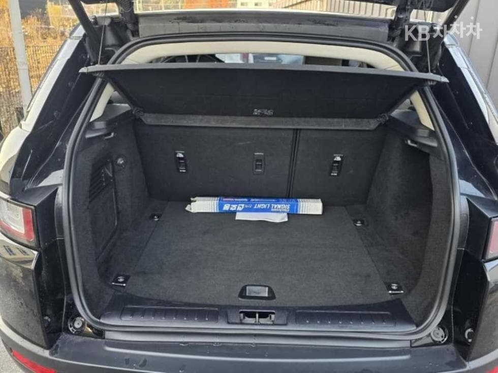 Land Rover Range Rover Evoque5-door 2.0 TD4 SE - 5