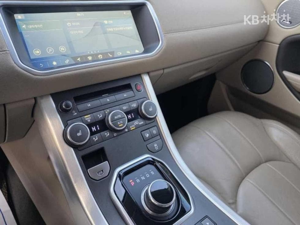 Land Rover Range Rover Evoque5-door 2.0 TD4 SE - 13