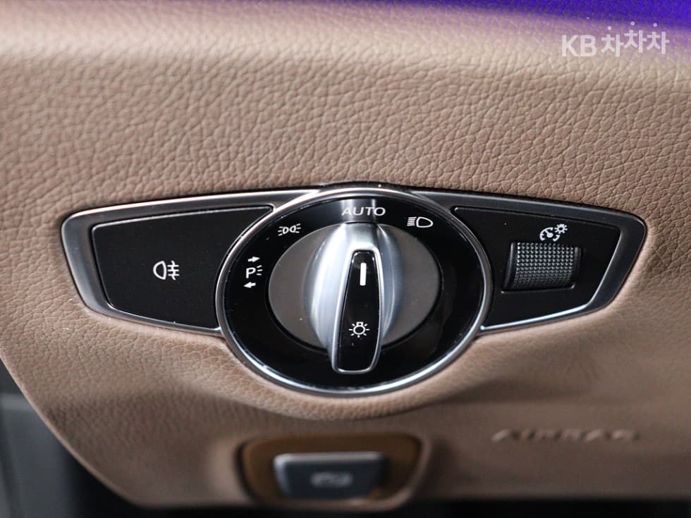 Mercedes-Benz E-Клас (W213)E350 4MATIC Avantgarde - 12