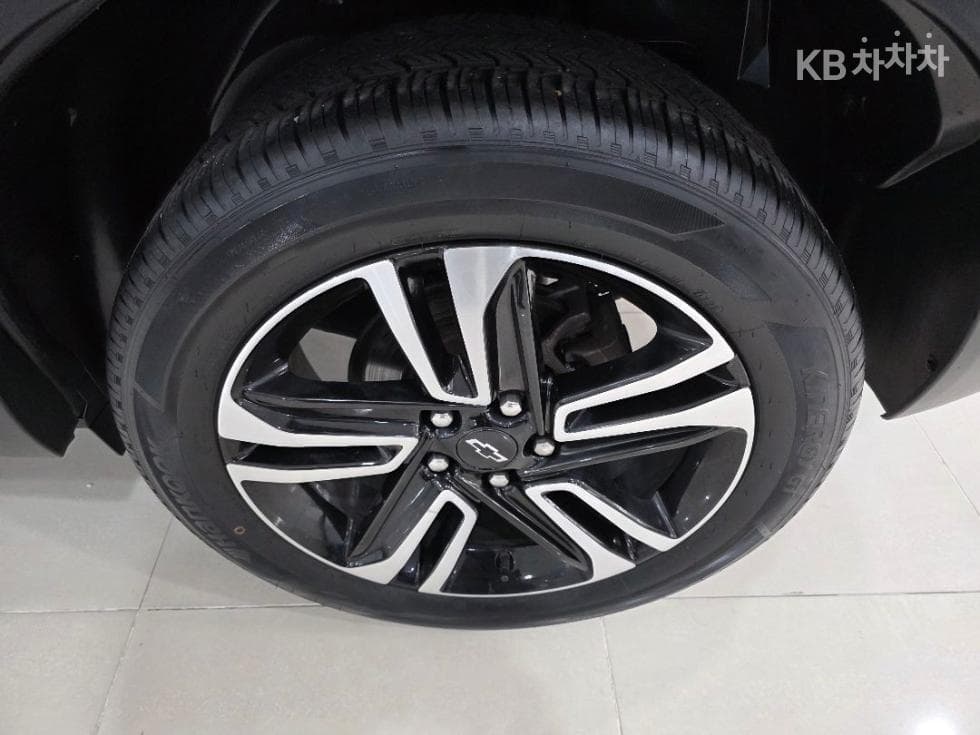 GM Korea Trailblazer1.35 Gasoline 2WD RS - 23
