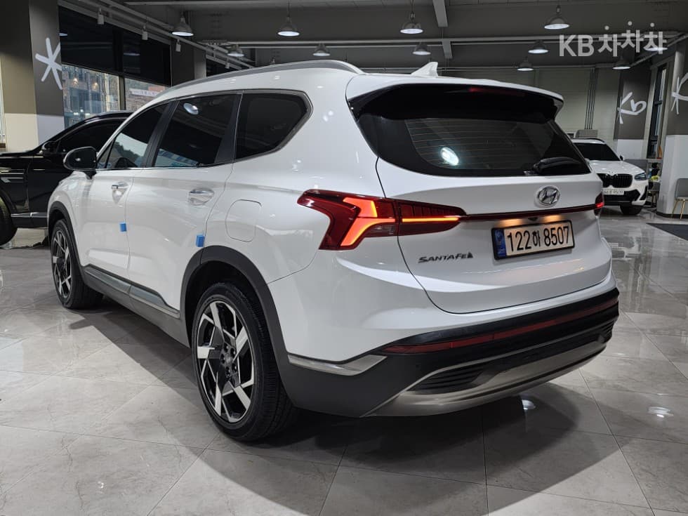 Hyundai The New (facelift) Santa Fe TMGasoline 2.5T 2WD Prestige - 4