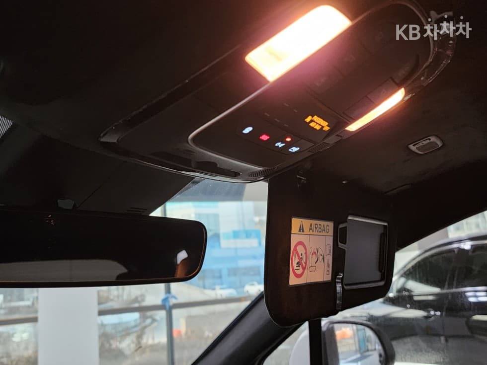 Hyundai The New (facelift) Santa Fe TMGasoline 2.5T 2WD Prestige - 10