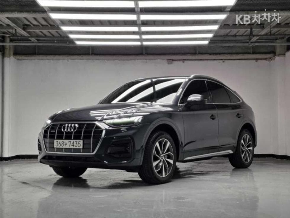 Ауди The New Q5(FY) 45 TFSI quattro Sportback Стандартен - Image 1