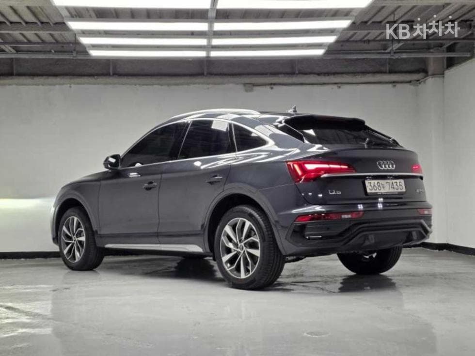Ауди The New Q5(FY)45 TFSI quattro Sportback Стандартен - 2