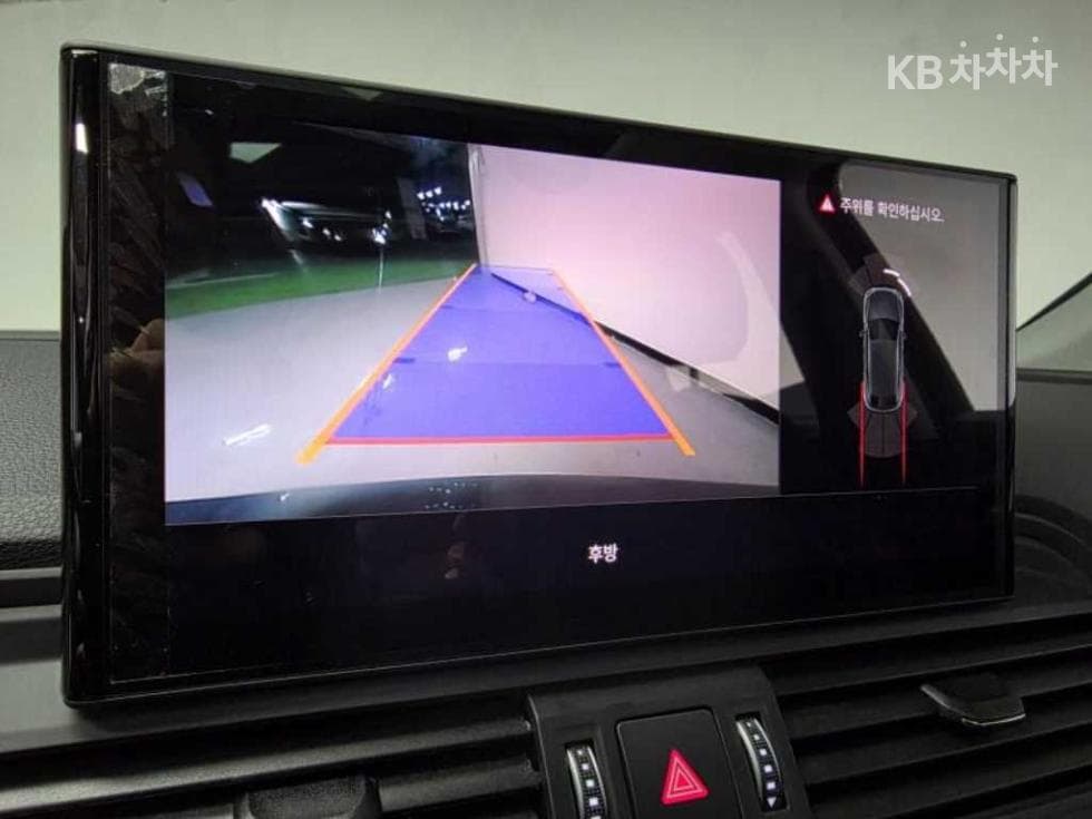 Ауди The New Q5(FY)45 TFSI quattro Sportback Стандартен - 13