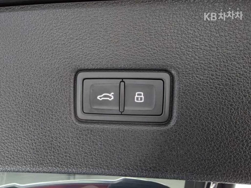 Ауди The New Q5(FY)45 TFSI quattro Sportback Стандартен - 17