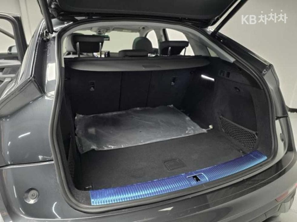 Ауди The New Q5(FY)45 TFSI quattro Sportback Стандартен - 19