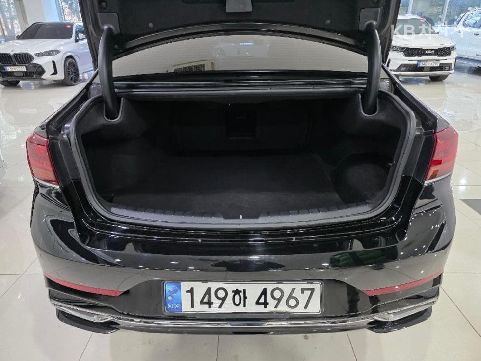 Kia K7 Premiere Hybrid2.4 HEV Noblesse - 18