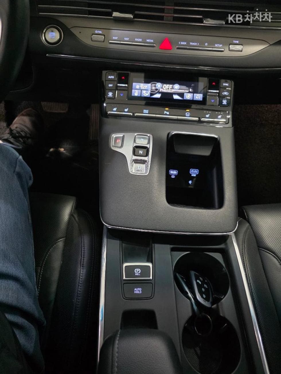 Хюндай The New (фейслифт) Grandeur (Azera) Хибрид2.4 Le Blanc - 15