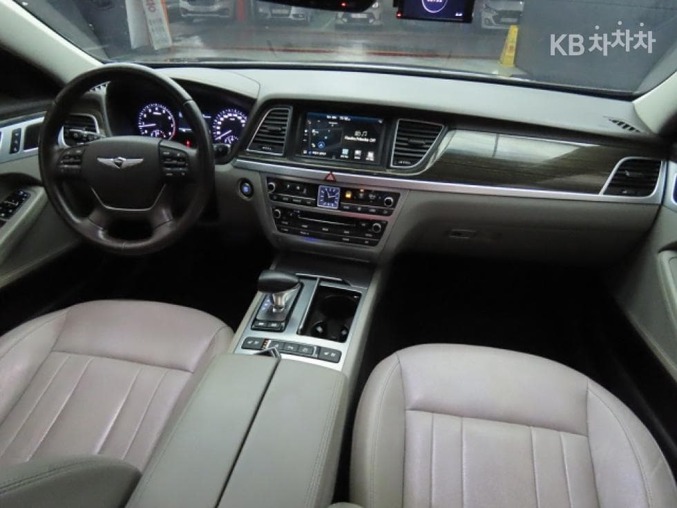 Genesis G803.3 GDI AWD Luxury - 5