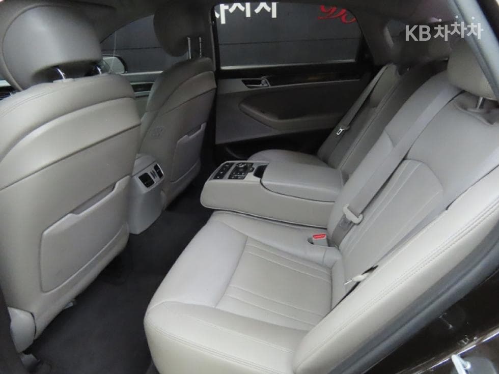 Genesis G803.3 GDI AWD Luxury - 6