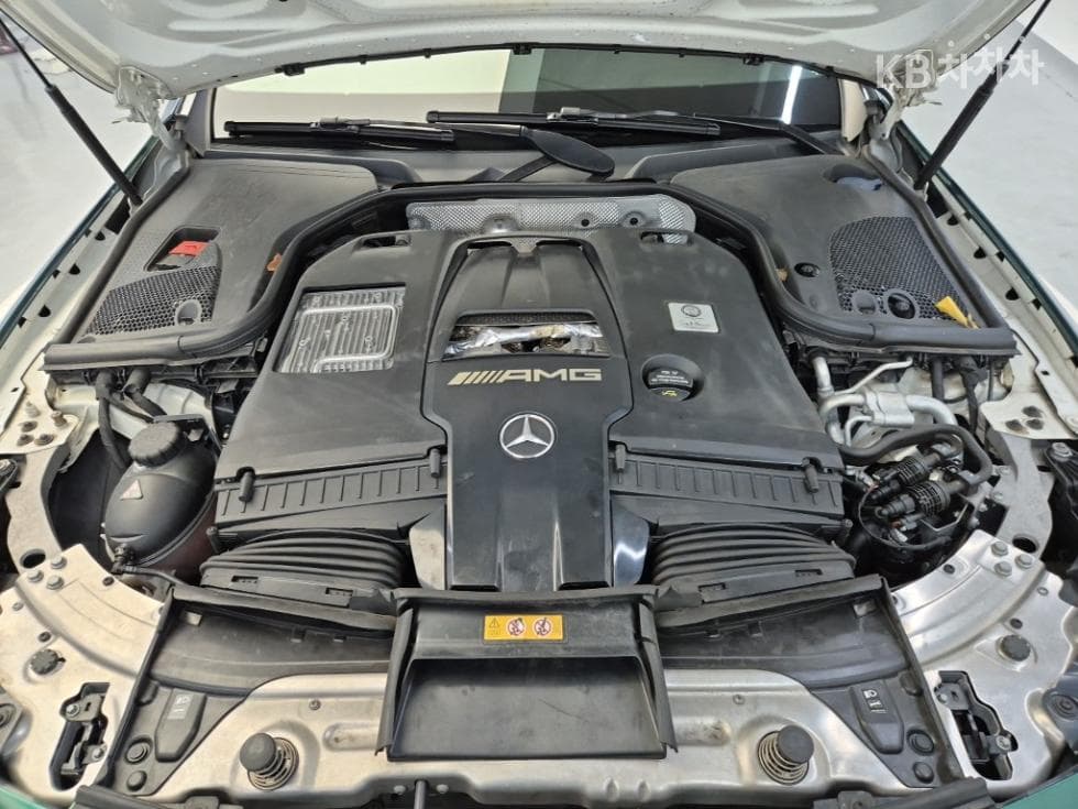 Mercedes-Benz E-Class (W213)E63 AMG 4MATIC+ - 5