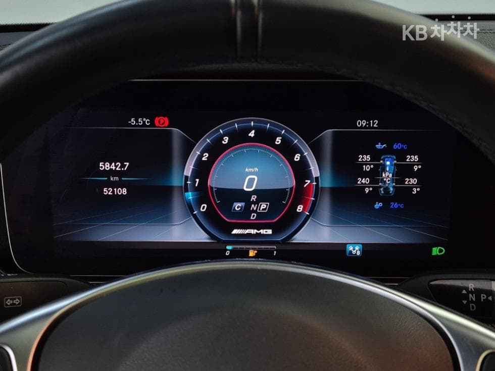 Mercedes-Benz E-Class (W213)E63 AMG 4MATIC+ - 6