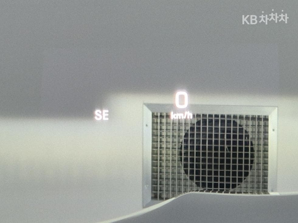 Mercedes-Benz E-Class (W213)E63 AMG 4MATIC+ - 17