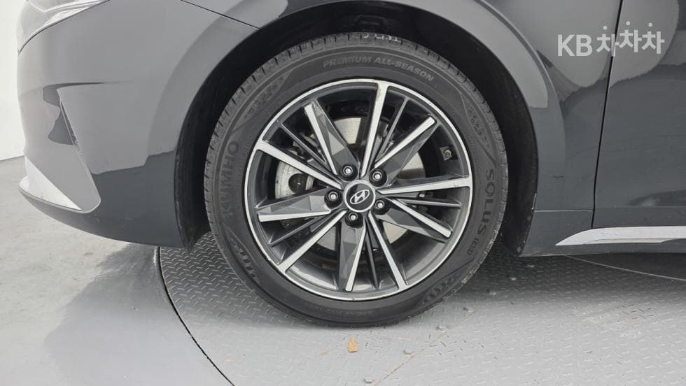 Хюндай The New (фейслифт) Grandeur (Azera)3.3 Exclusive - 13