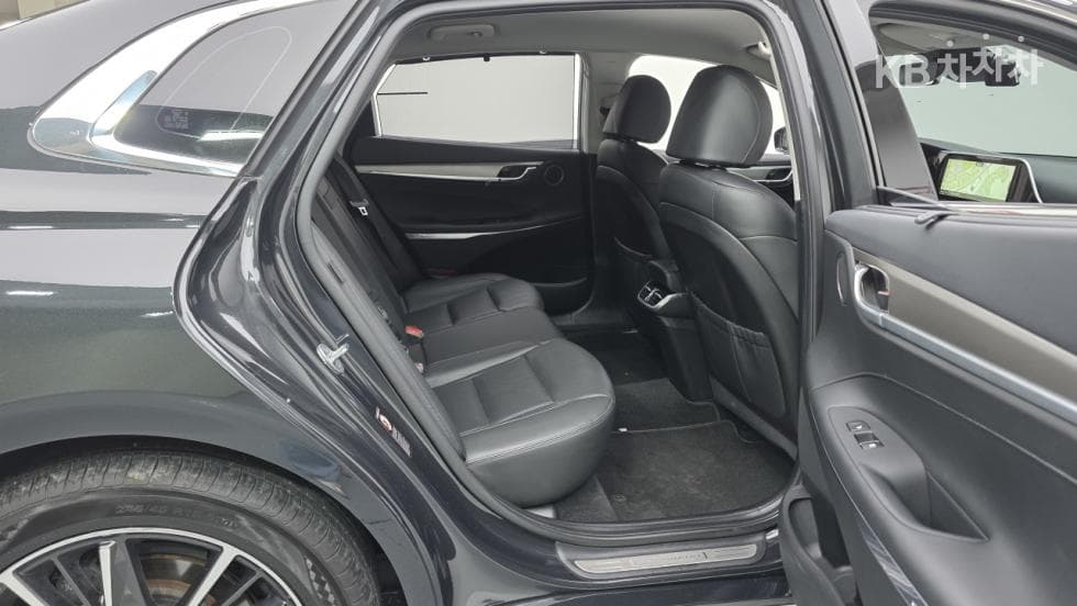 Хюндай The New (фейслифт) Grandeur (Azera)3.3 Exclusive - 15