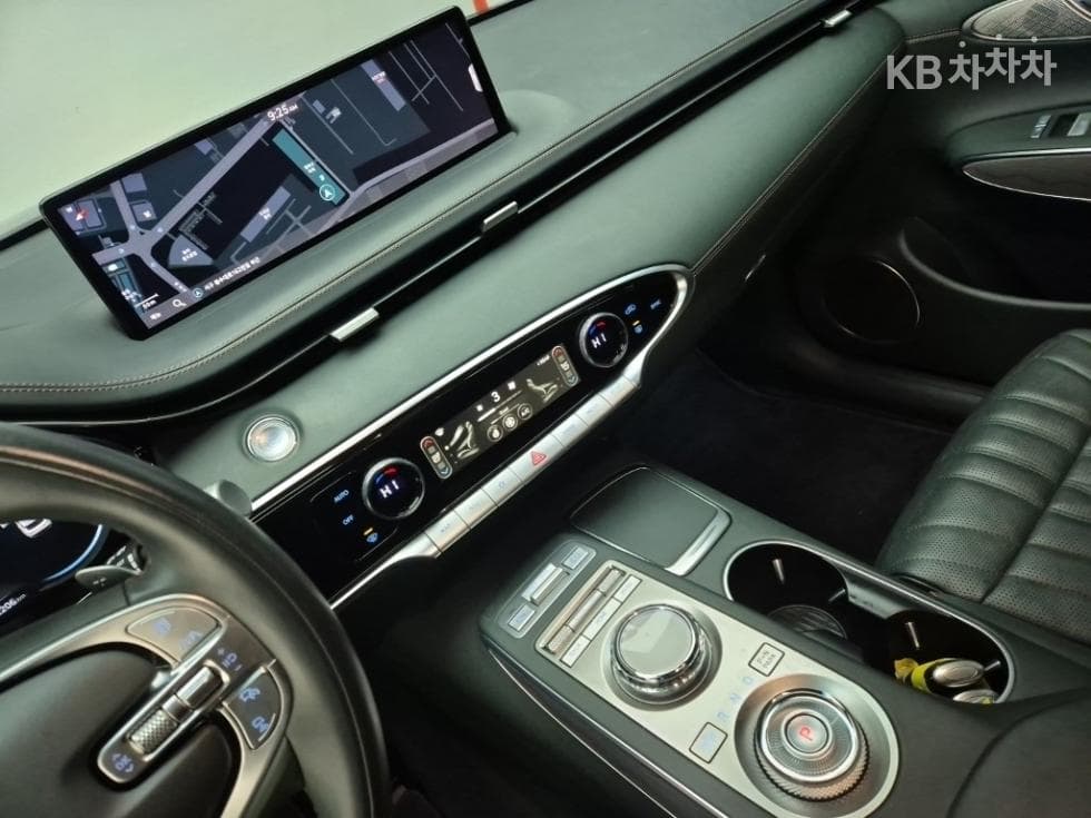 Genesis GV70Gasoline 2.5T 2WD - 10