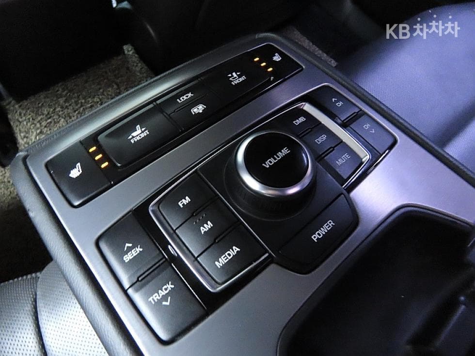 Hyundai GenesisDHG330 Premium - 18