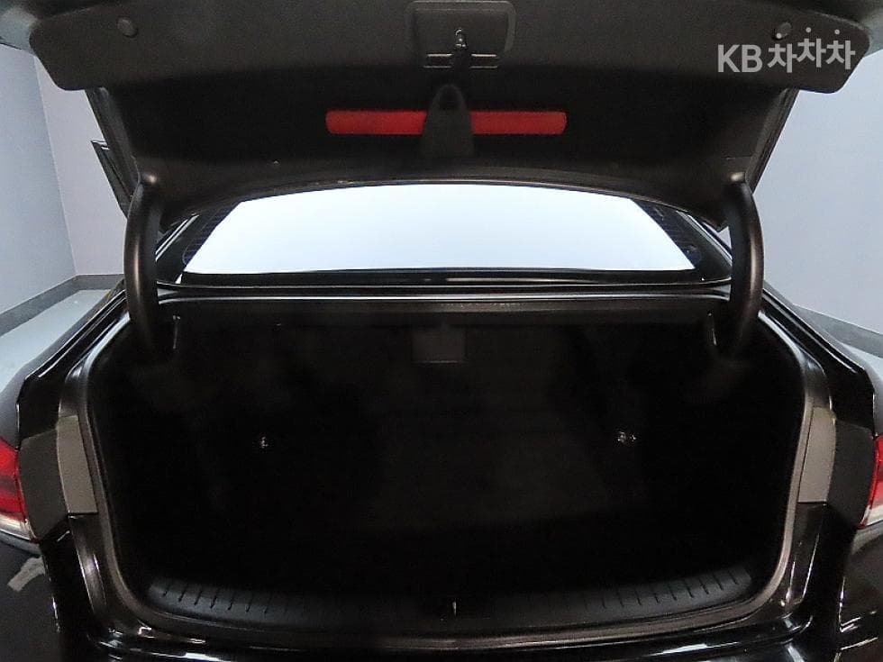 Hyundai GenesisDHG330 Premium - 19
