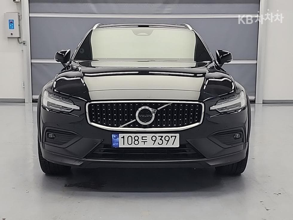 Volvo V60 CC(Second generation)B5 AWD Ultimate - 2