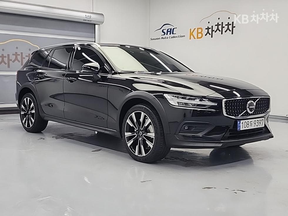 Volvo V60 CC(Second generation)B5 AWD Ultimate - 4