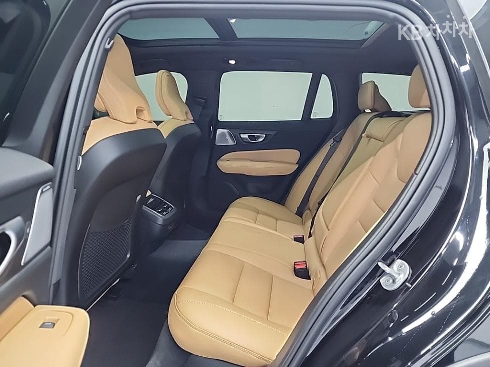 Volvo V60 CC(Second generation)B5 AWD Ultimate - 12