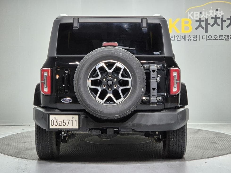 Ford 브롱코(U725)2.7 4 Door Outer Banks Standard - 4