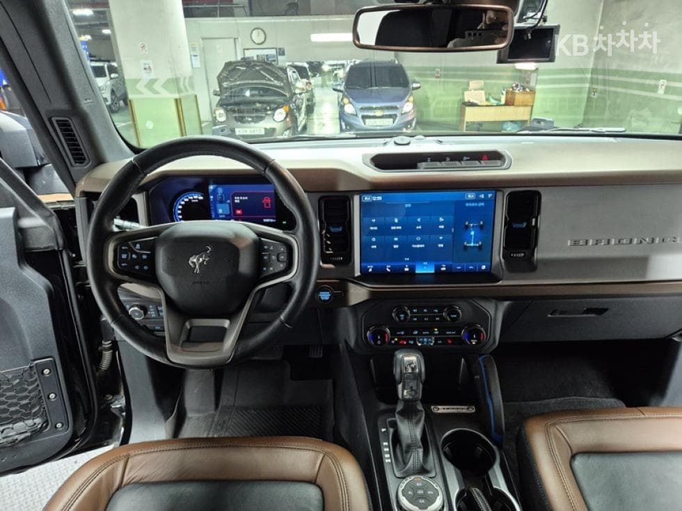 Ford 브롱코(U725)2.7 4 Door Outer Banks Standard - 8