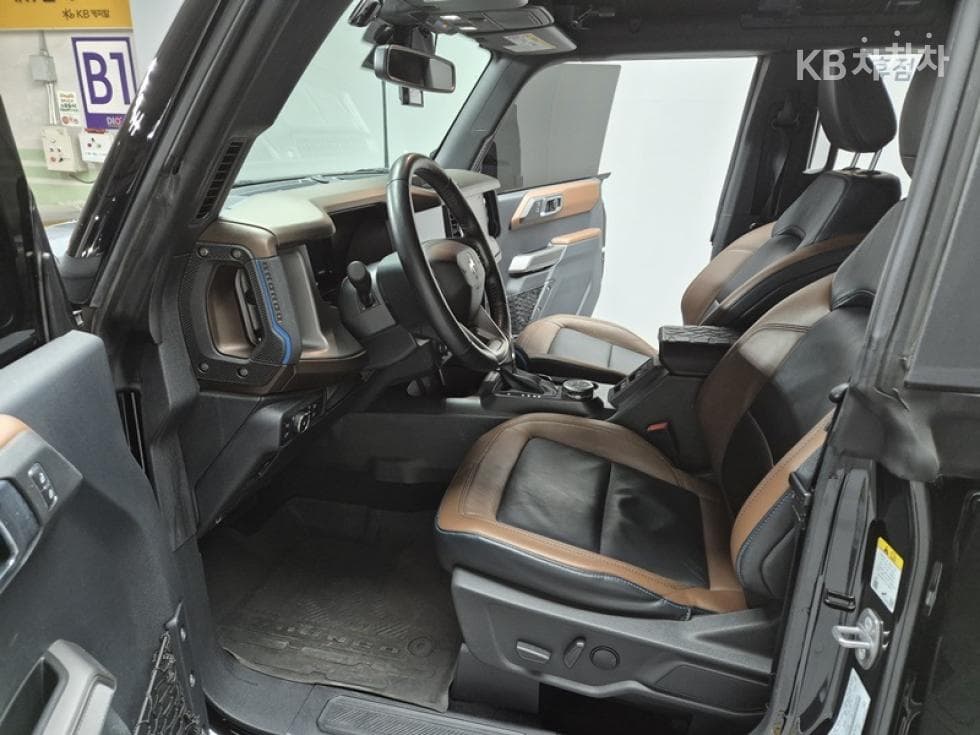 Ford 브롱코(U725)2.7 4 Door Outer Banks Standard - 15