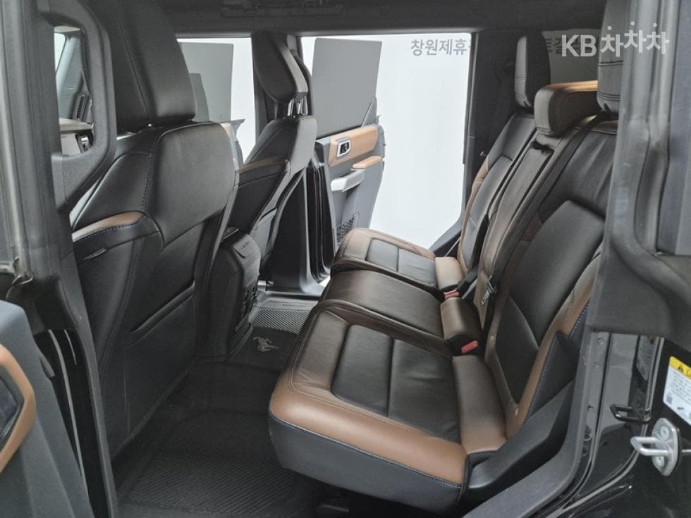 Ford 브롱코(U725)2.7 4 Door Outer Banks Standard - 16