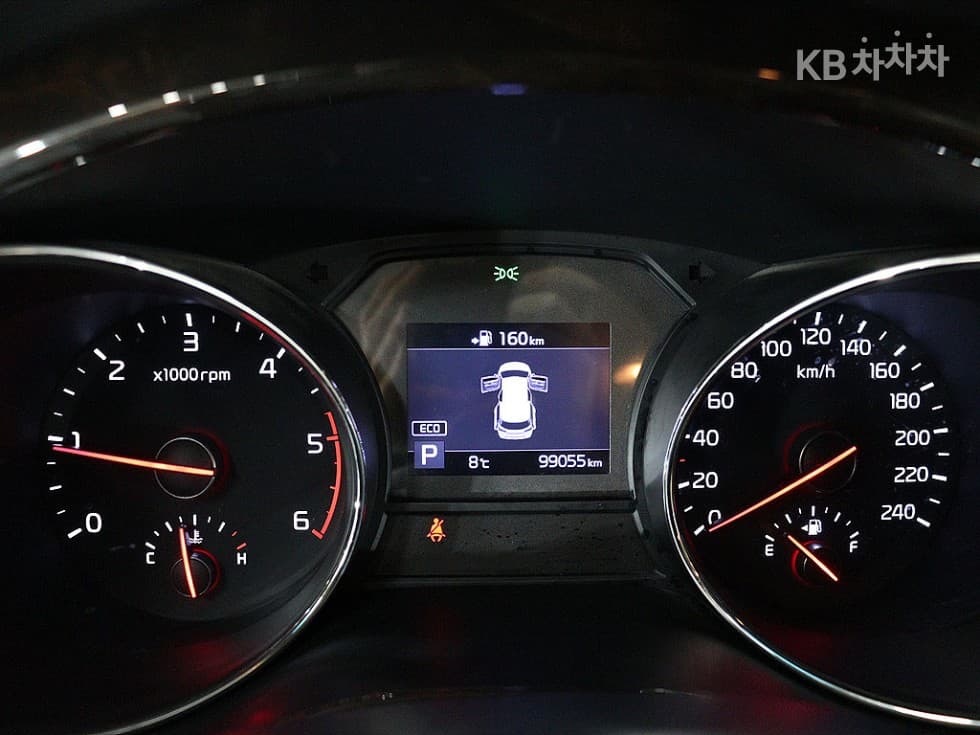 Киа The New (фейслифт) Канивал9-местен 2.2 Дизел Престиж - 6