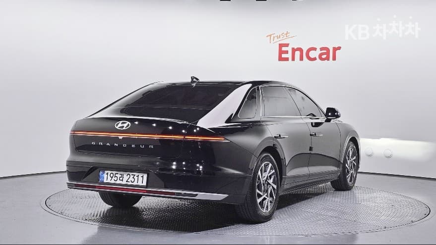 Хюндай Ди Всеново Grandeur (Azera)2.5L бензин 2WD Premium - 2