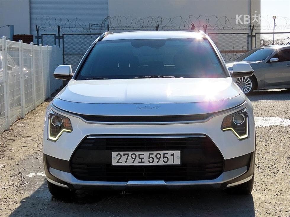 Kia The All New Niro1.6 HEV Trendy