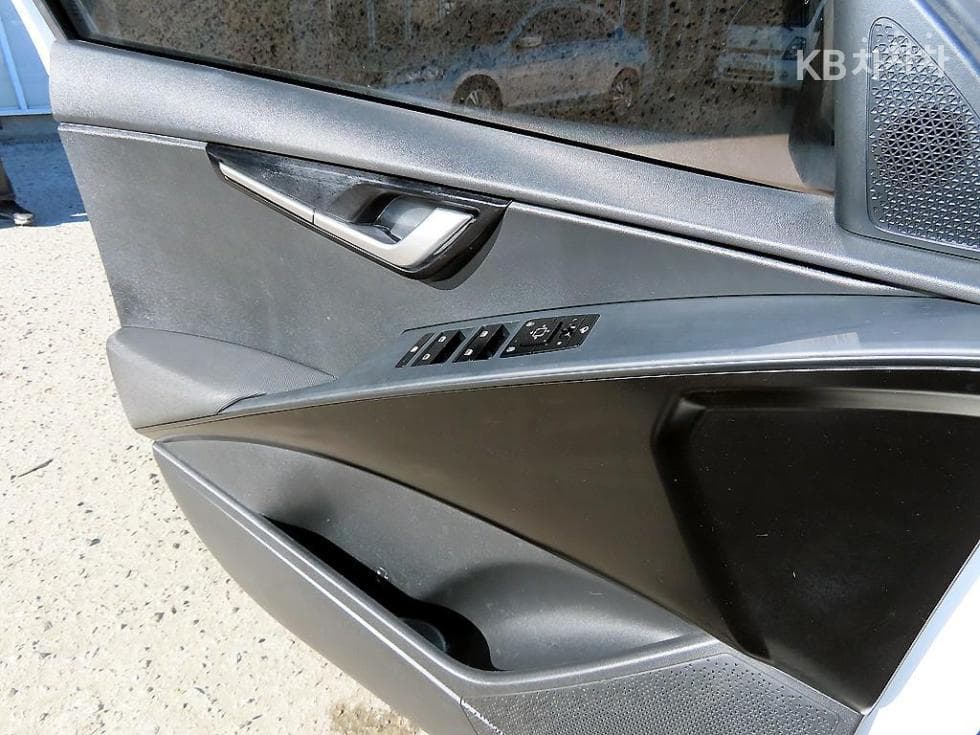 Kia The All New Niro1.6 HEV Trendy - 11