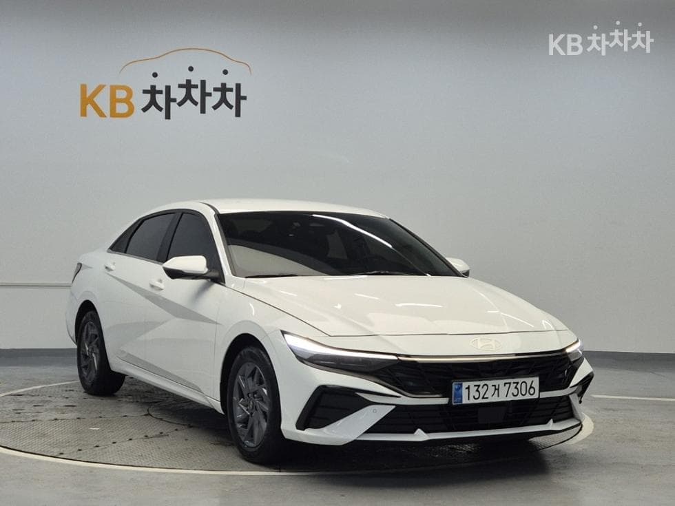 Хюндай The New (фейслифт) Avante (Elantra) Хибрид (CN7)1.6 HEV Inspiration - 4