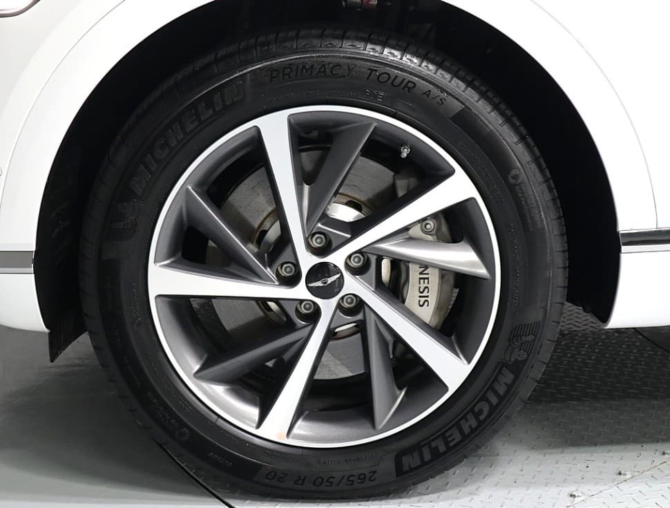 Genesis GV802.5 Turbo Gasoline AWD - 17