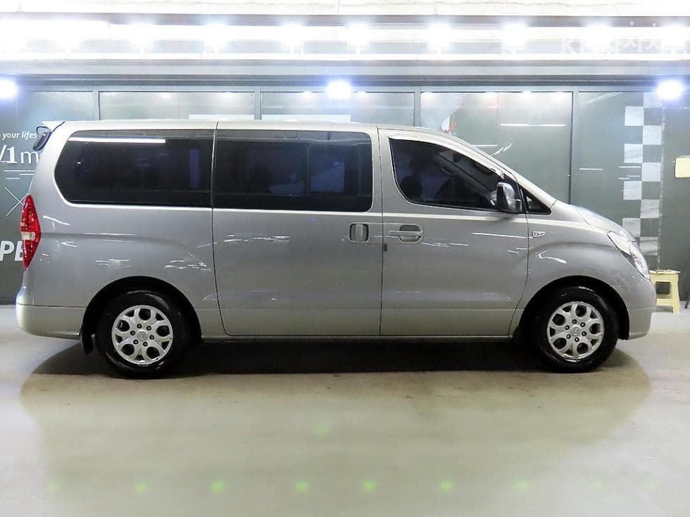 Хюндай Гранд Старекс11-местен Комби CVX Premium - 3