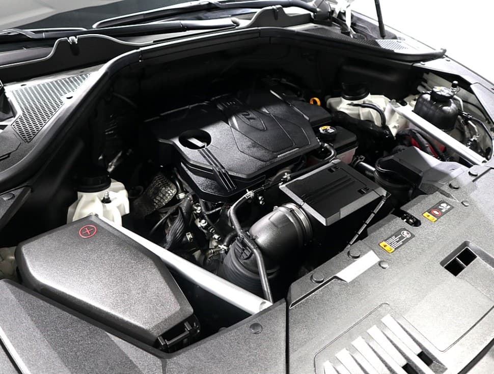 Genesis GV802.5 Turbo Gasoline AWD - 6